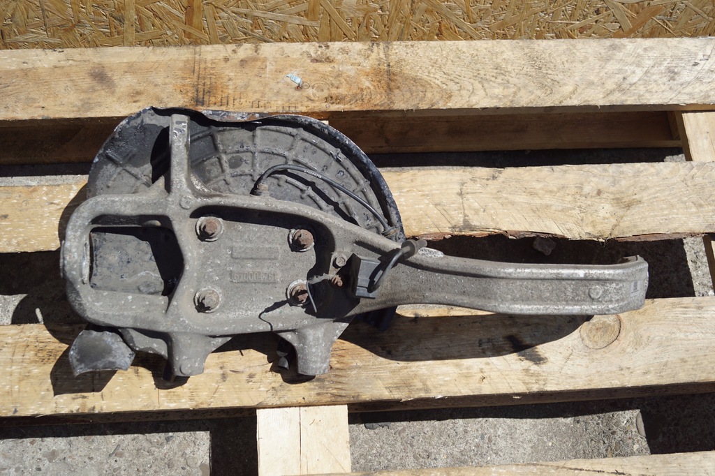 фото №5, Поворотний кулак лівий перед maserati quattroporte vi 3.0d