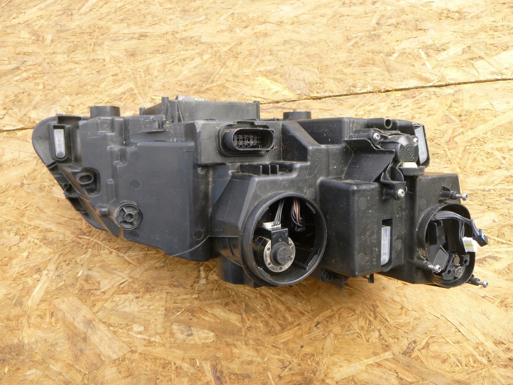 фото №4, Seat ateca левая лампа перед full led