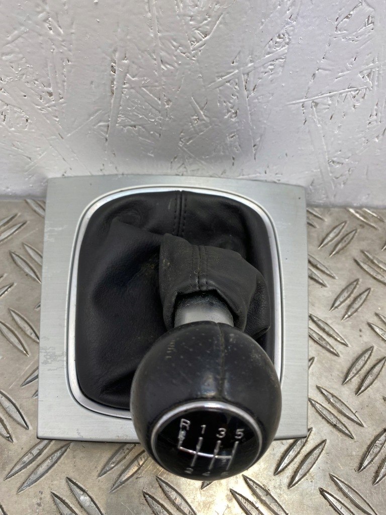 фото №1, Audi a3 8p чохол перемикання передач