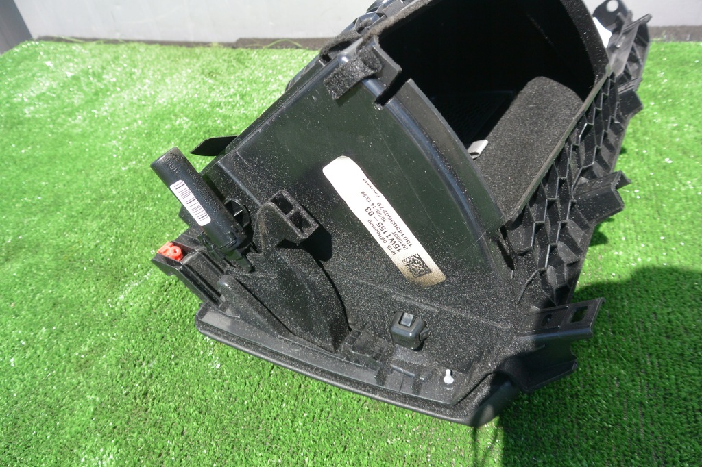 фото №7, Бардачок пасажира bmw x5 f15 eu