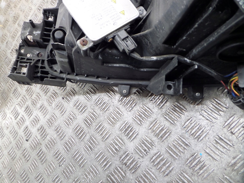 фото №8, Mazda 3 лампа права ксенон 13-16r. bht551030