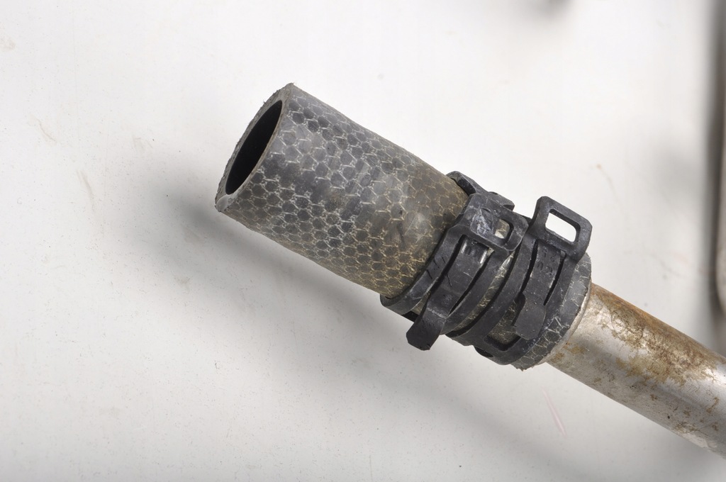 фото №6, Aston martin db11 5.2 труба шланг wody