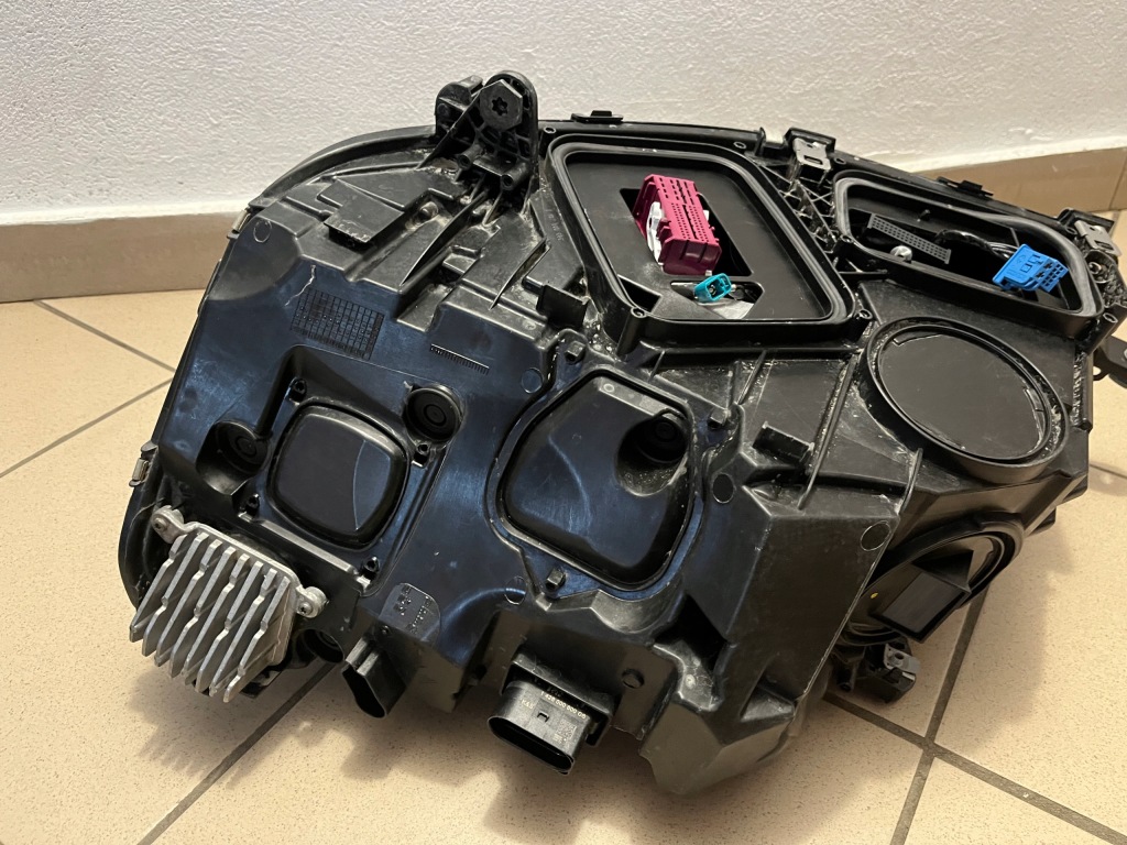 фото №14, Лампа перед правая mercedes s klasa w223 a223 digital light led a2239061804