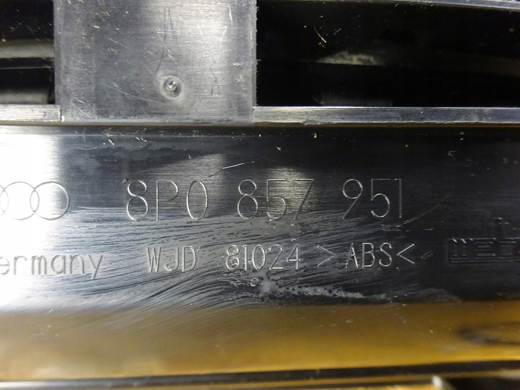 фото №8, Audi a3 8p пепельница бардачок шлифованный алюминий 8p0857951