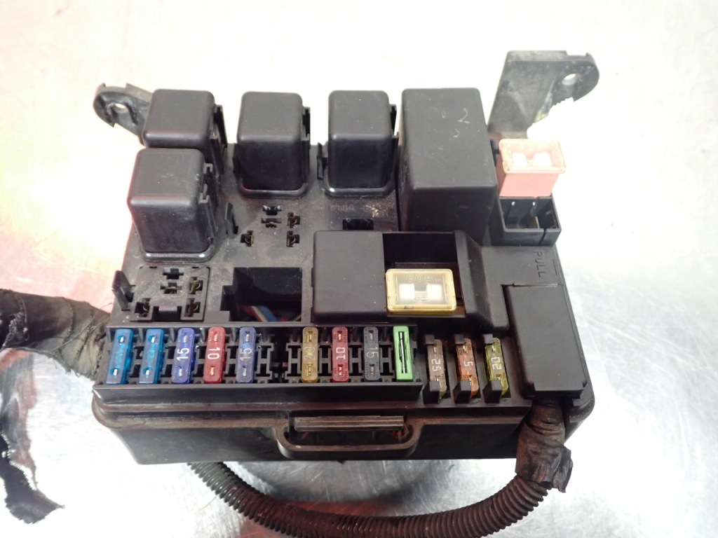 фото №7, Коробка предохранителей opel frontera a 2.3