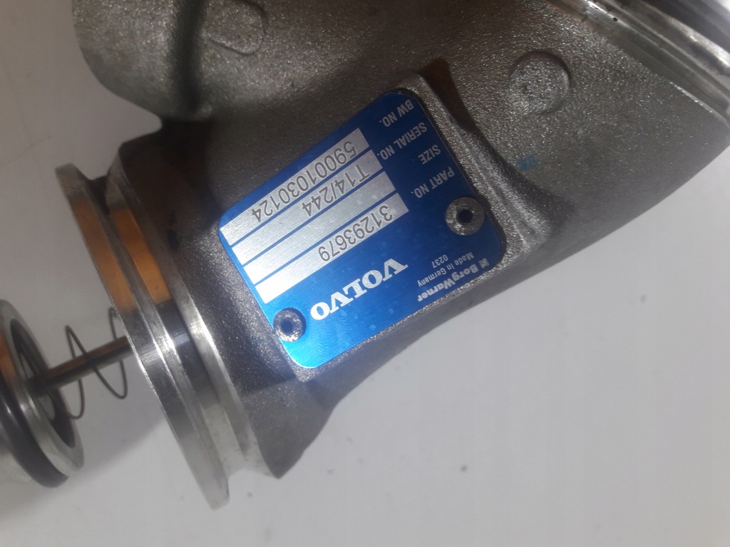 фото №12, Volvo xc60 13r- клапан повітря 31431980