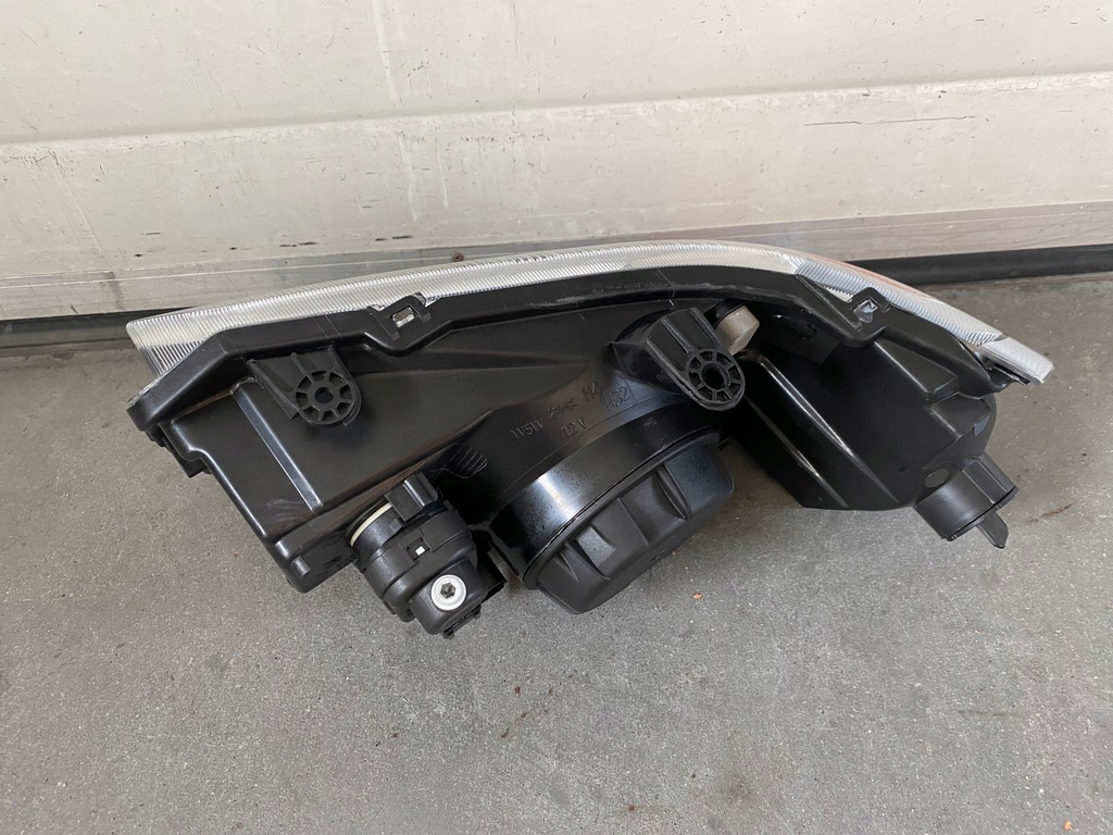 фото №2, Land rover freelander i правая лампа eu