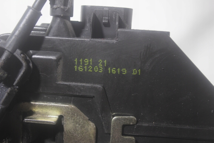 фото №5, Замок правый перед дверь renault megane scenic ii