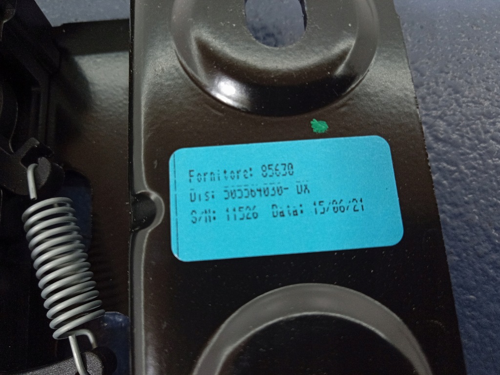 фото №3, Alfa romeo stelvio qv замок крышки правый задняя