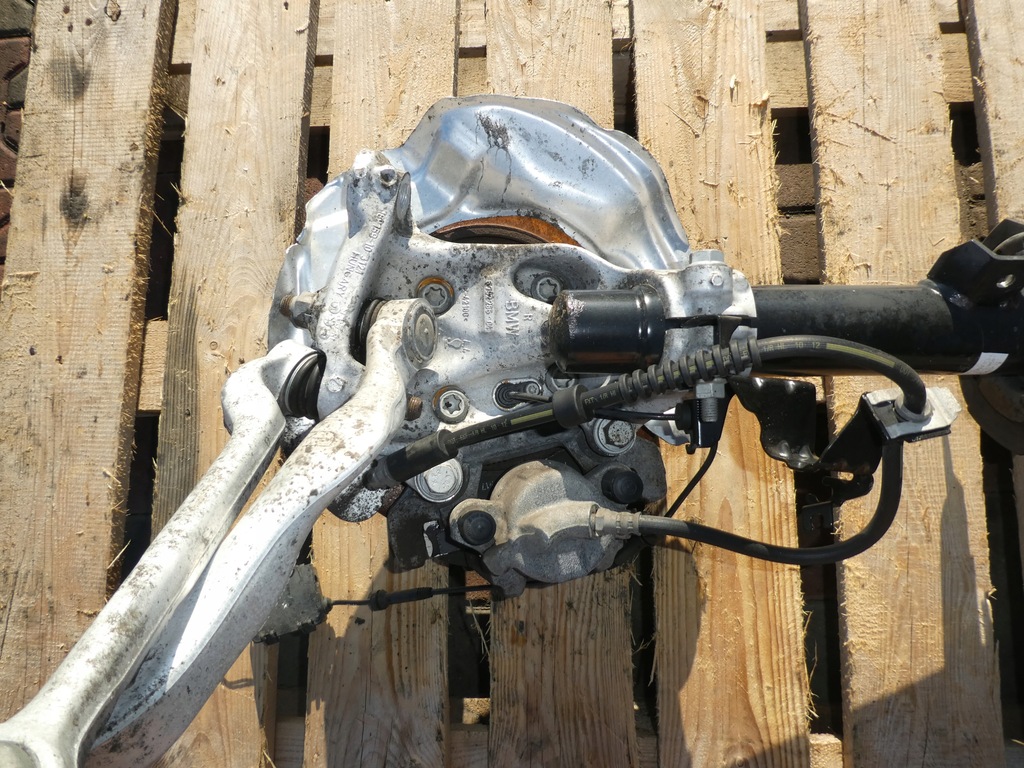 фото №8, Амортизатор поворотный кулак правая bmw 1 f20