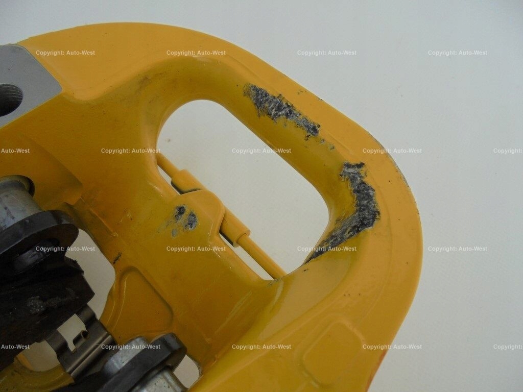 фото №5, Ferrari488 суппорт тормозной правый перед с колодки