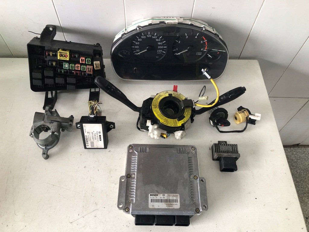 фото №1, Блок управления набор стартовый mitsubishi space star 1.9 0281011104