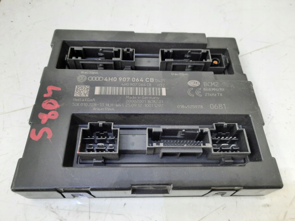 фото №1, Audi a8 s8 d4 модуль комфорту 4h0907064cb hella