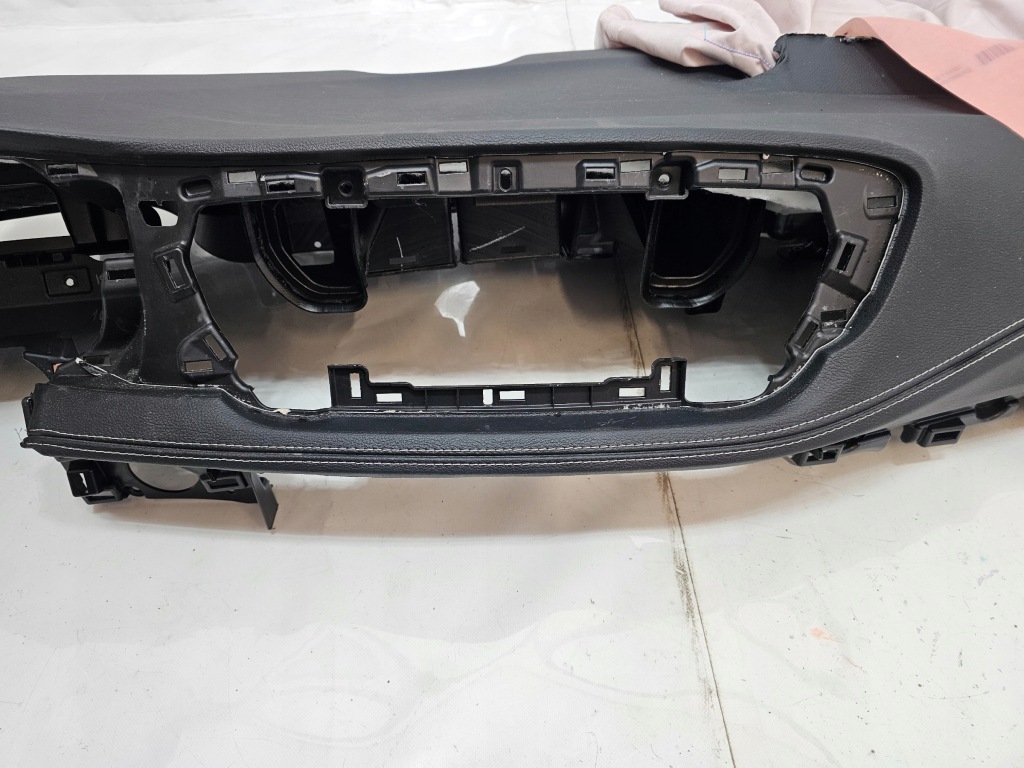 Купить Chrysler pacifica 17- приборная панель приборная подушка 68226856ae америка