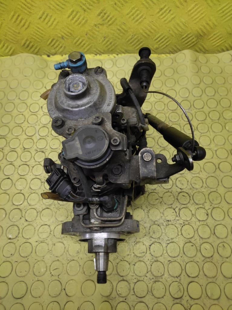 Купити Renault safrane 2.2 d насос упорскування 0460494451