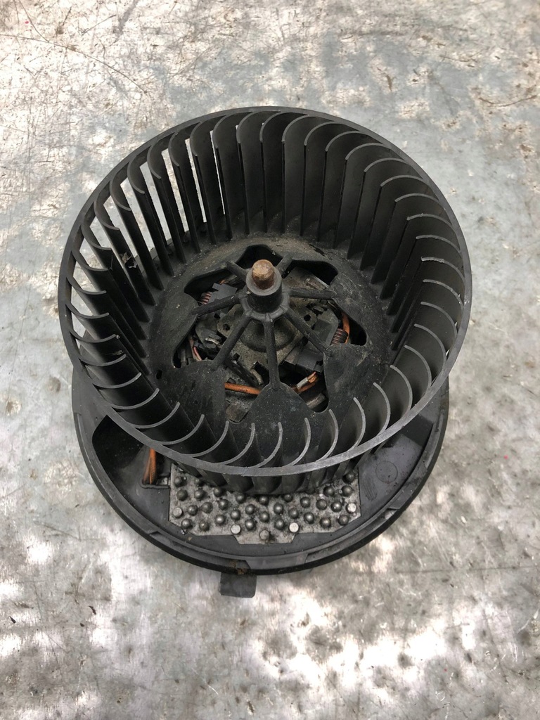 фото №1, Повітродувка вентилятор vw scirocco 3c0907521d