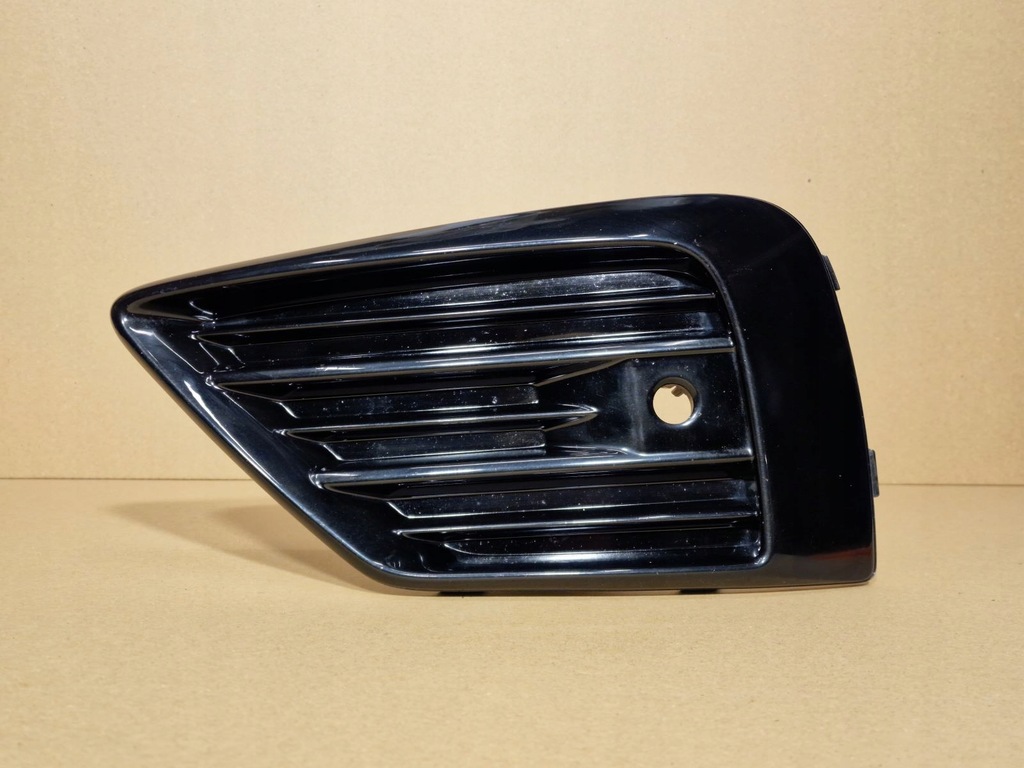 фото №1, Решітка бампера лівий перед volvo xc60 ii 2017- polestar r-design pdc