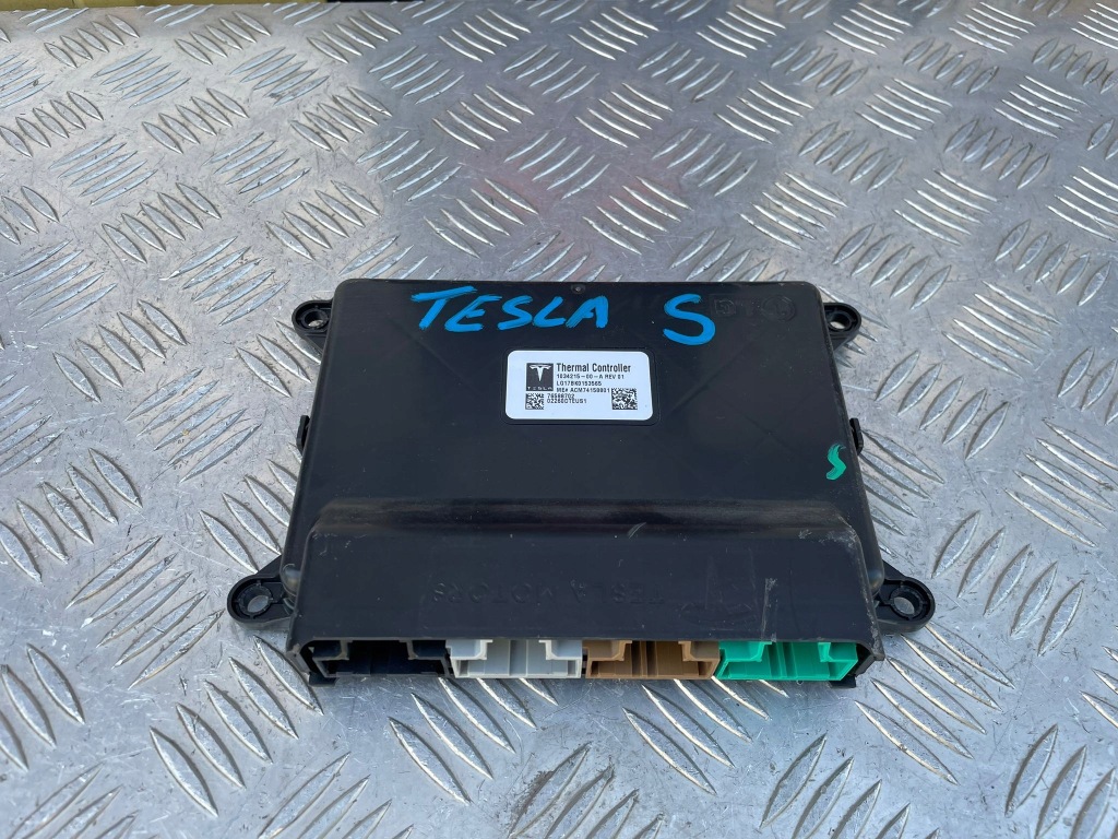 Купить Tesla model s блок управления модуль ecu 2017r. ideał 1034215