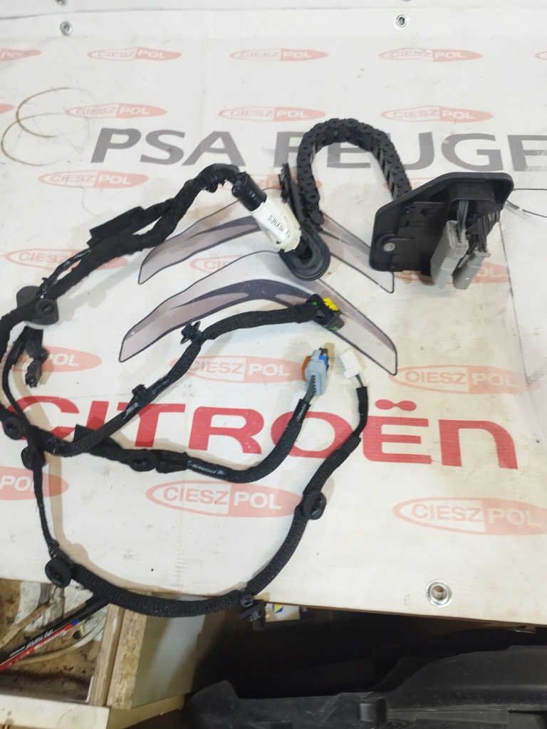 фото №1, Жгут дверь раздвижных правый задняя rifter combo proace berlingo 9828029080