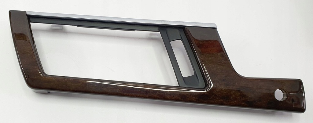 фото №1, Рамка декоративная dekor консоли mercedes w212 europa