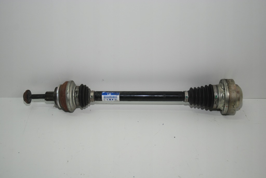 фото №1, Audi a4 a5 привідний вал 8w0501203f