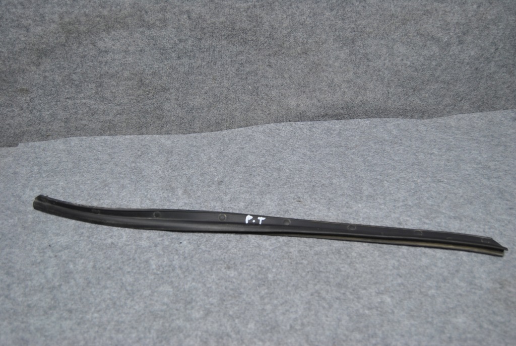 фото №1, Dodge ram 1500 iv прокладка двері правий задня