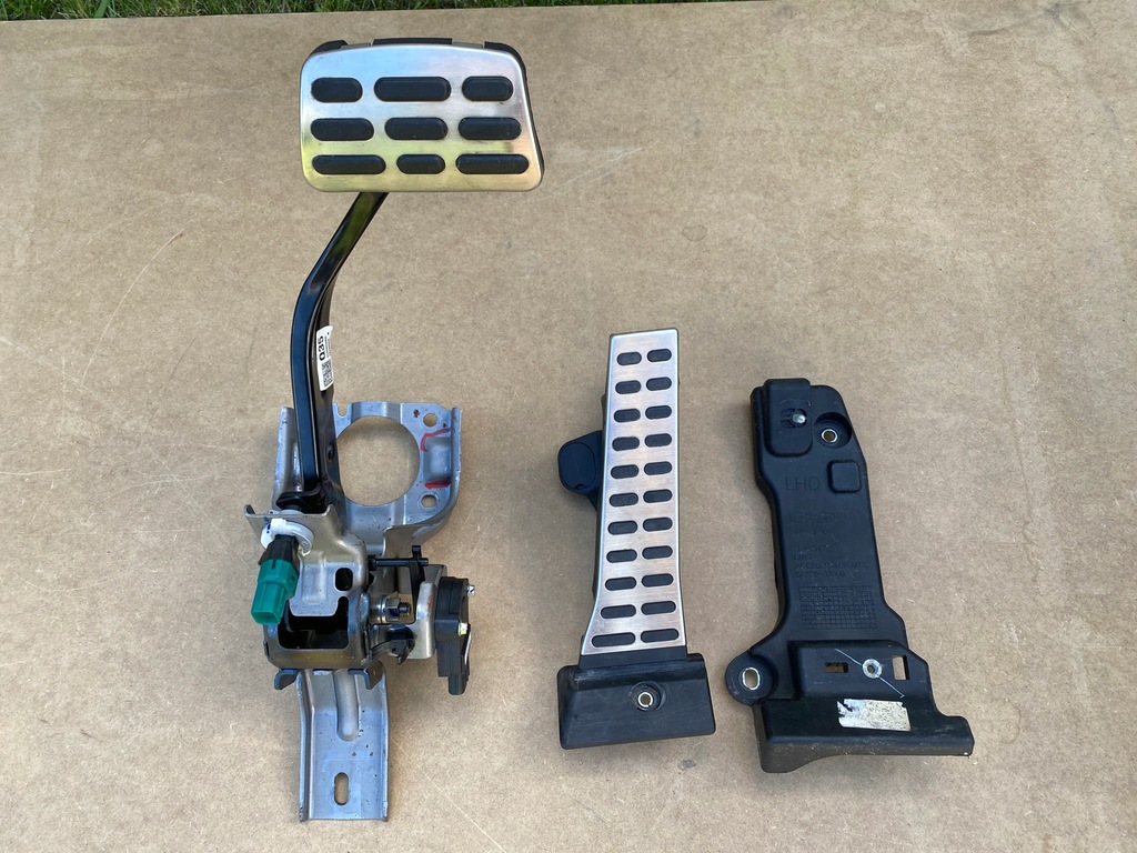 фото №1, Hyundai tucson iii педаль гальма газу