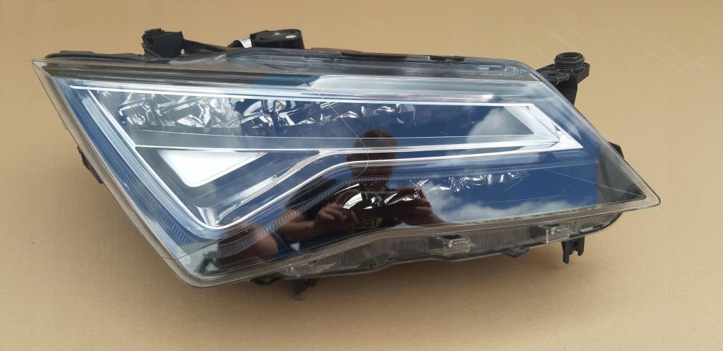 Купити Seat ateca фара правий full led фара правий 576941008d