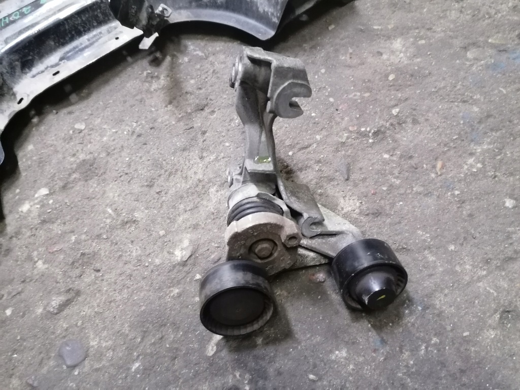 фото №1, Кронштейн основание генератора sandero tce