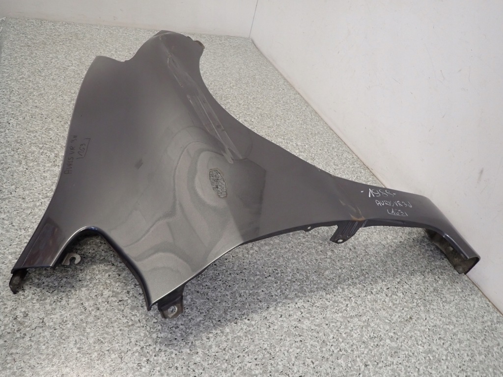 фото №8, Toyota auris 07- крыло передний правый