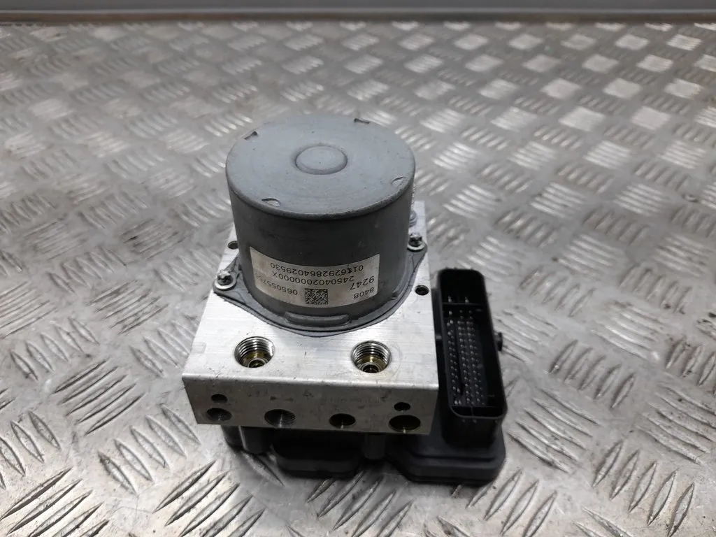 фото №1, Chevrolet camaro 2017 з передній насос abs