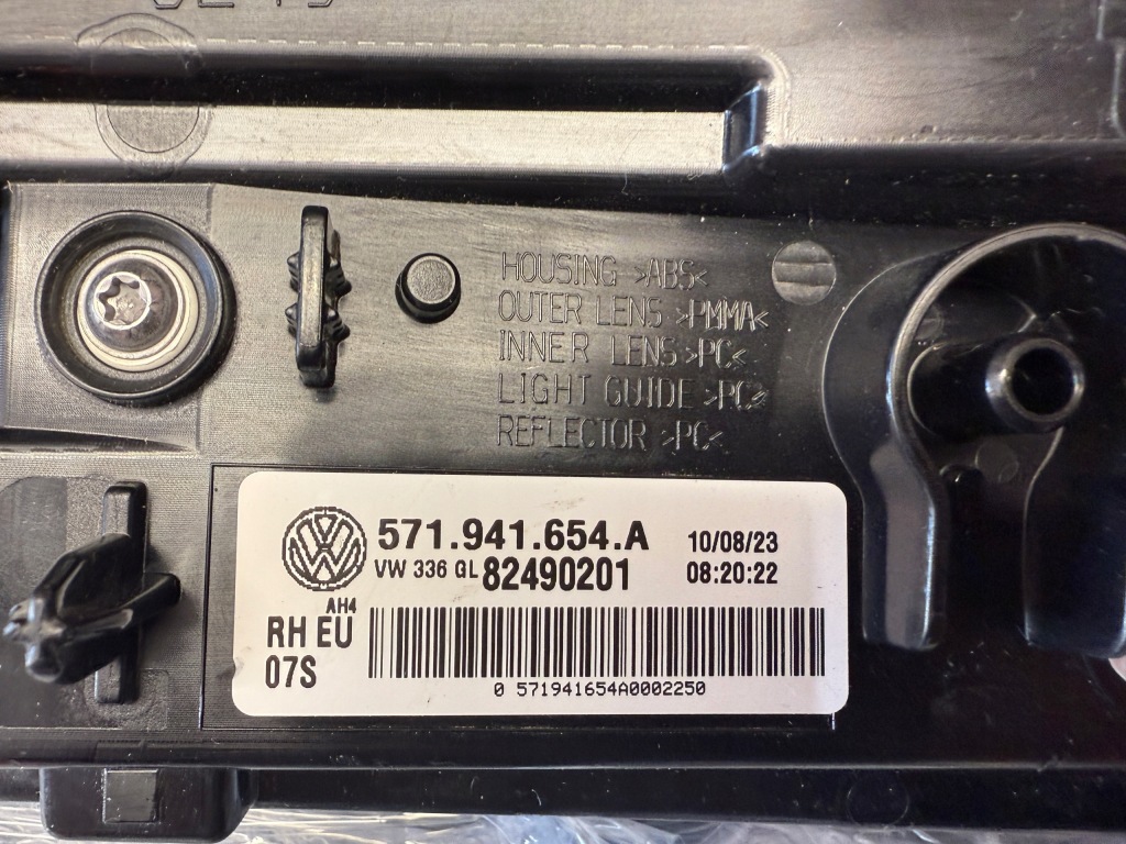 фото №10, Vw tiguan 3 ct1 молдинг левая правая r-line w бампер диоды led drl