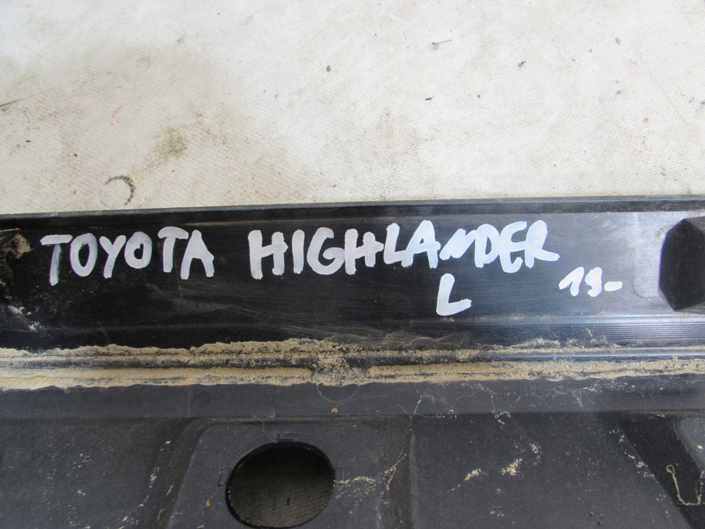 фото №8, Молдинг накладка порог правая toyota highlander 19