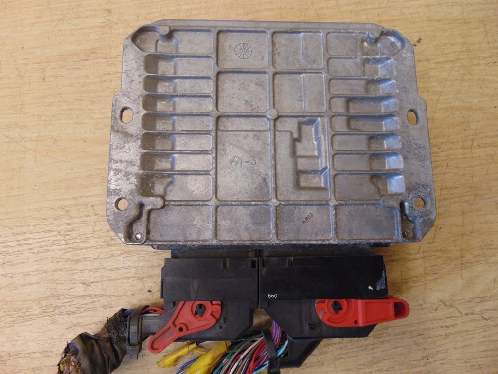 фото №6, Бортовой компьютер блок управления двигателя navara d40 237105x31c