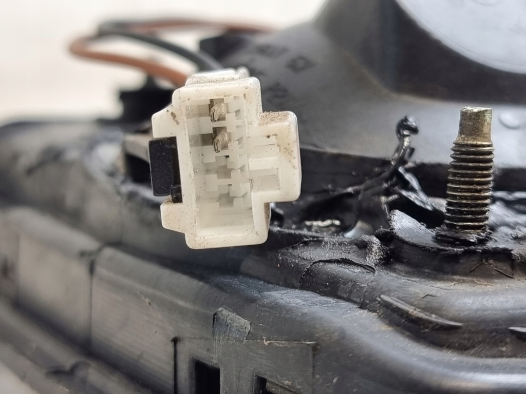 фото №13, Лампа задняя правая w крышка lift 3d оригинальный номер ba75eb18 nissan almera n15