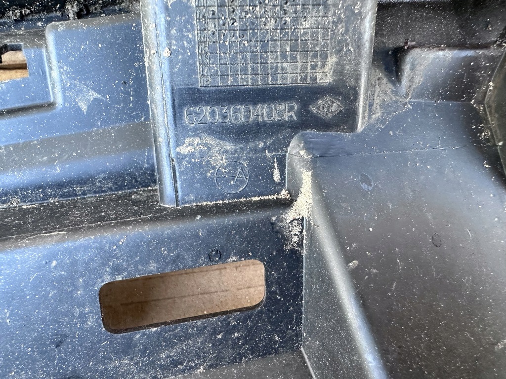 фото №8, Усилитель решётка решетка renault twingo ii 620360408r