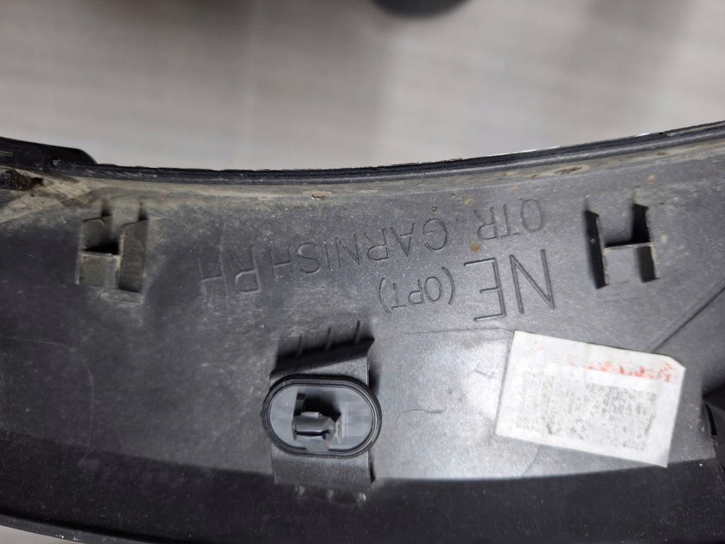 фото №9, Hyundai ioniq 5 молдинг накладка крила права задня 87742-g1100