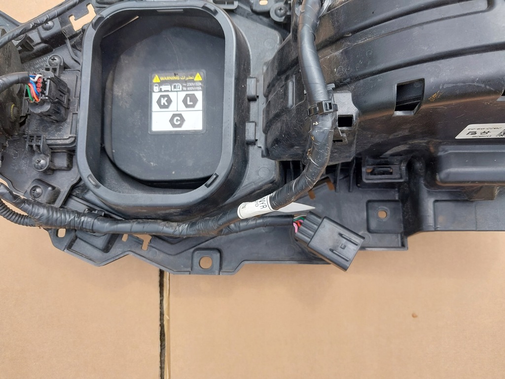 фото №8, Кришка роз'єм заряджання genesis g80 gv70 оригінал