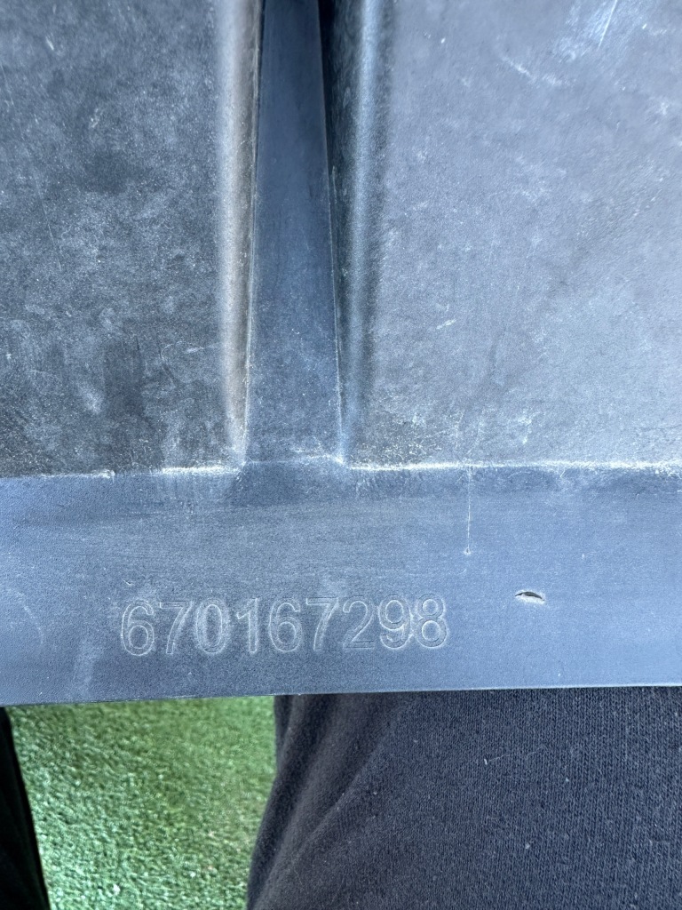 Maserati gracale накладка спойлер диффузор бампер задняя Цена