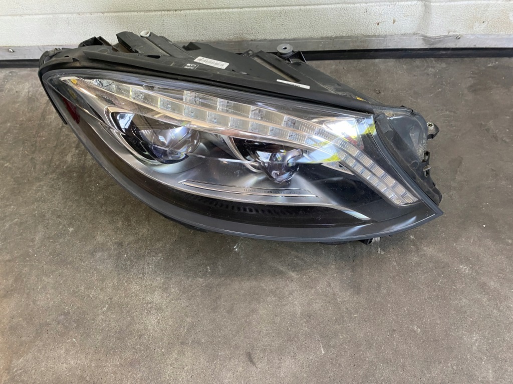 Купити Mercedes s 222 фара права full led 2229069102