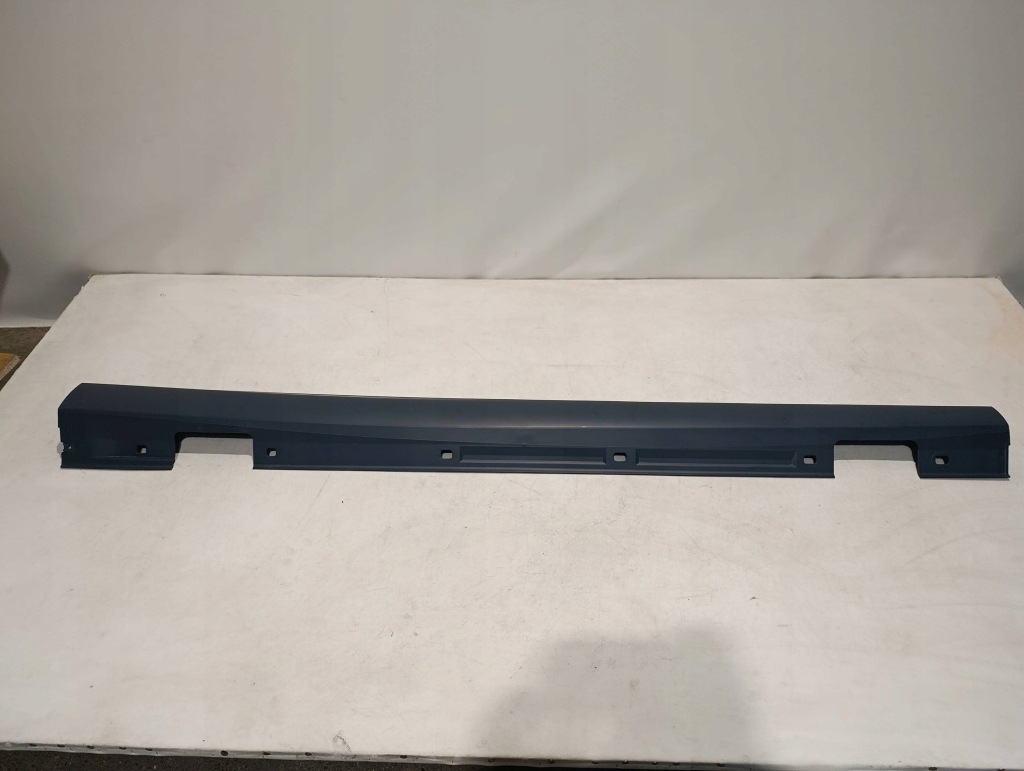 фото №1, Накладка молдинг порог правая mercedes w246 a2466901440