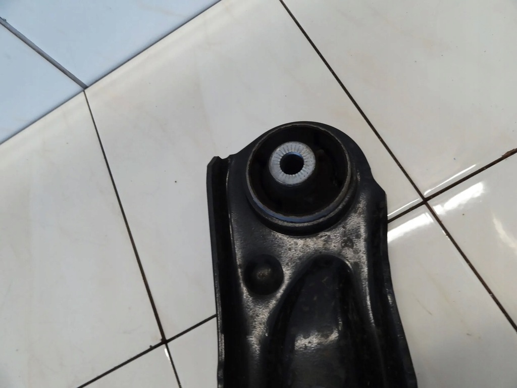 фото №9, Vw t-roc 2021 1.5 tsi рычаг левый перед передний 5wa407117