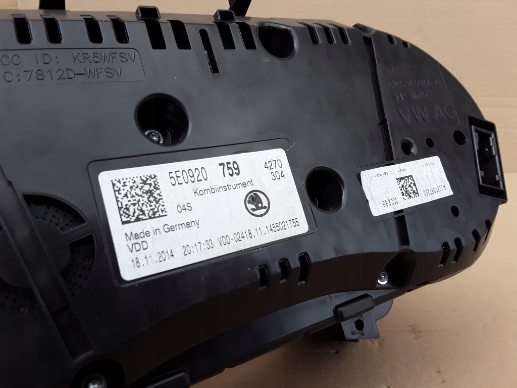 фото №8, Лічильник прилади skoda octavia iii 2.0 tdi 4x4 5e0920759