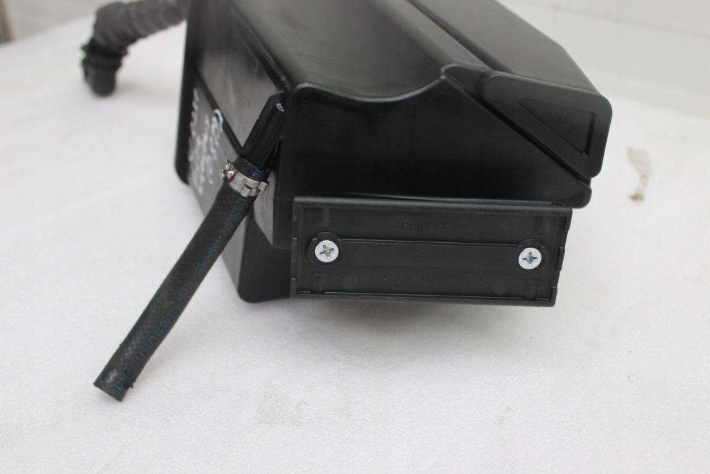 Mercedes sl r231 фільтр вугільний a2314700159 Ціна