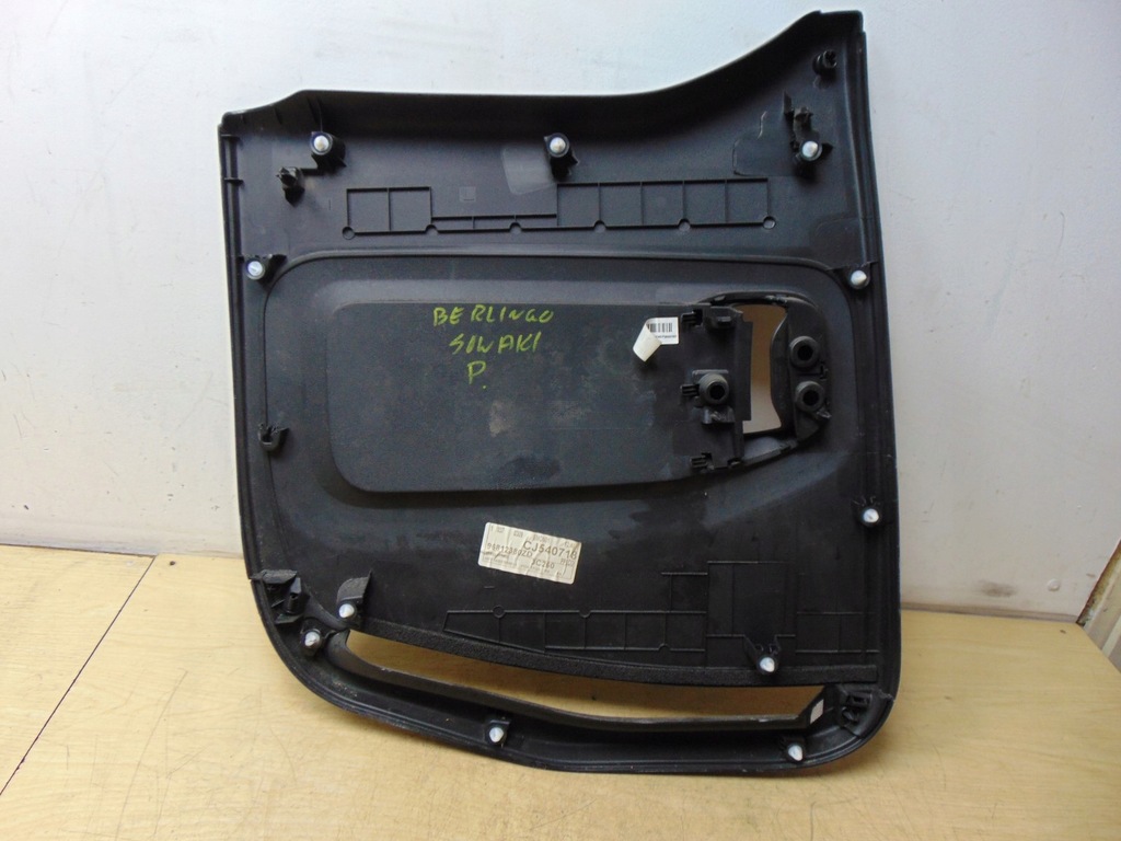 фото №9, Оббивка обшивка двері зсувних berlingo partner