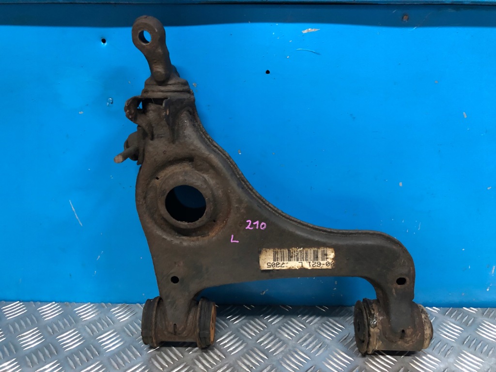 Mercedes w210 рестайлінг  важіль лівий перед передній в Україні