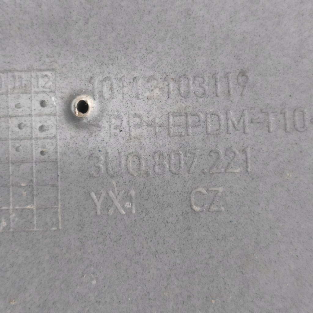 фото №13, Бампер перед передний skoda superb i 3u0807221 9460