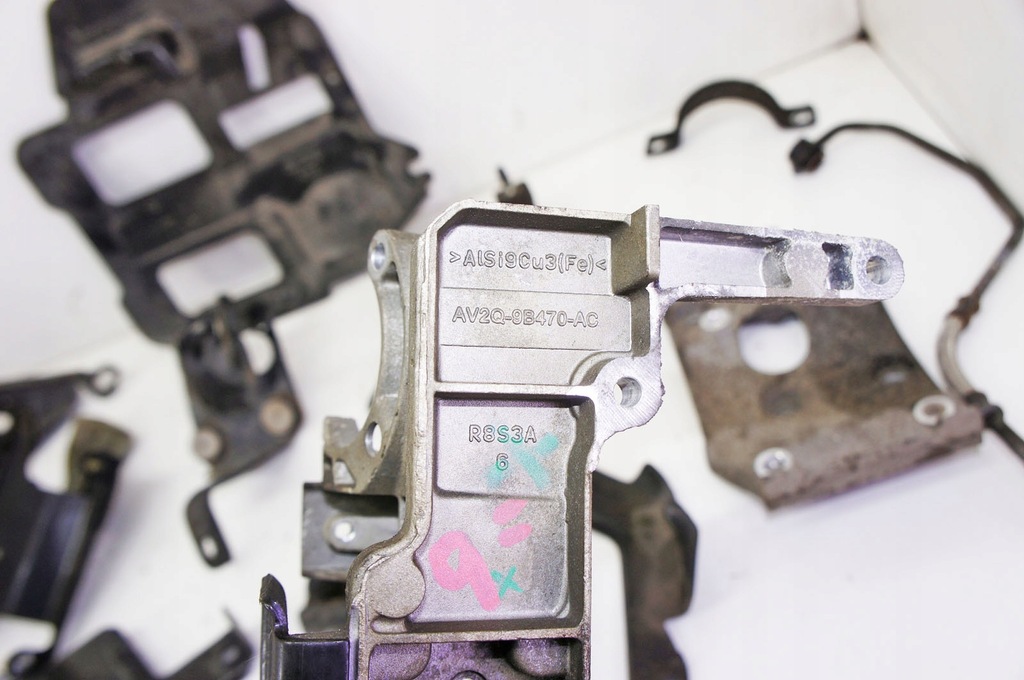 фото №10, Of080 ford transit courier кронштейны крепления kpl