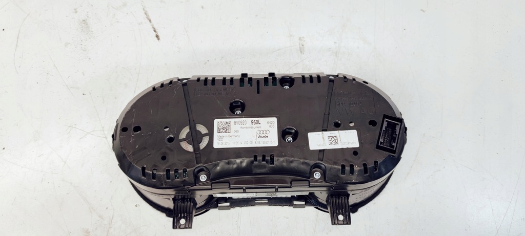 фото №7, Счетчик приборы audi a3 8v 2.0 tdi 8v0920960l
