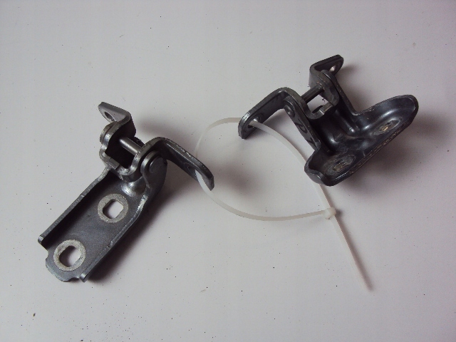 фото №1, Петли дверь правый задняя opel zafira c 2013 r